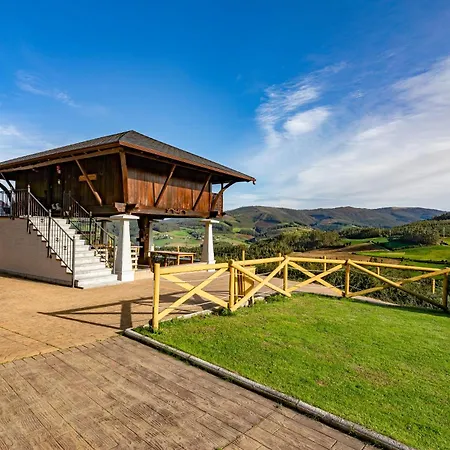 El Desvan De Alborada Del Eo Holiday home